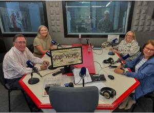 Cada miércoles, el COAFGA cuenta con un espacio propio en el programa “Un café con Eva” de Radio Voz Galicia, además de participar en la “Tertulia de Vivienda” en Voces de A Coruña, donde se abordan temas de actualidad que afectan directamente a los vecinos gallegos.